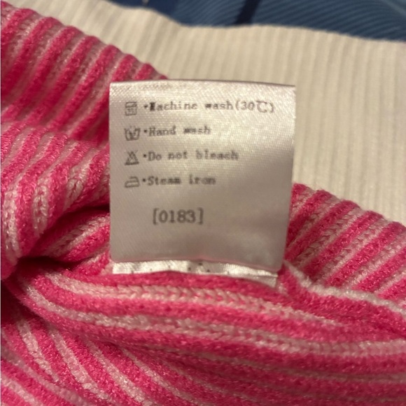 Chic Pink and White Striped Crew Neck Sweater - Picture 4 of 9